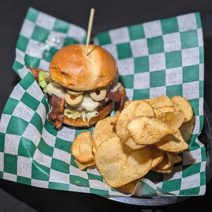 Happy Hump & Burger Day at our Irish Tavern!